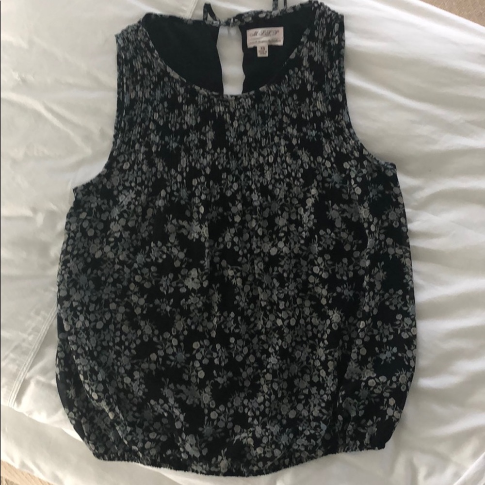 Max Studio Specialty Black with Delicate Flowers